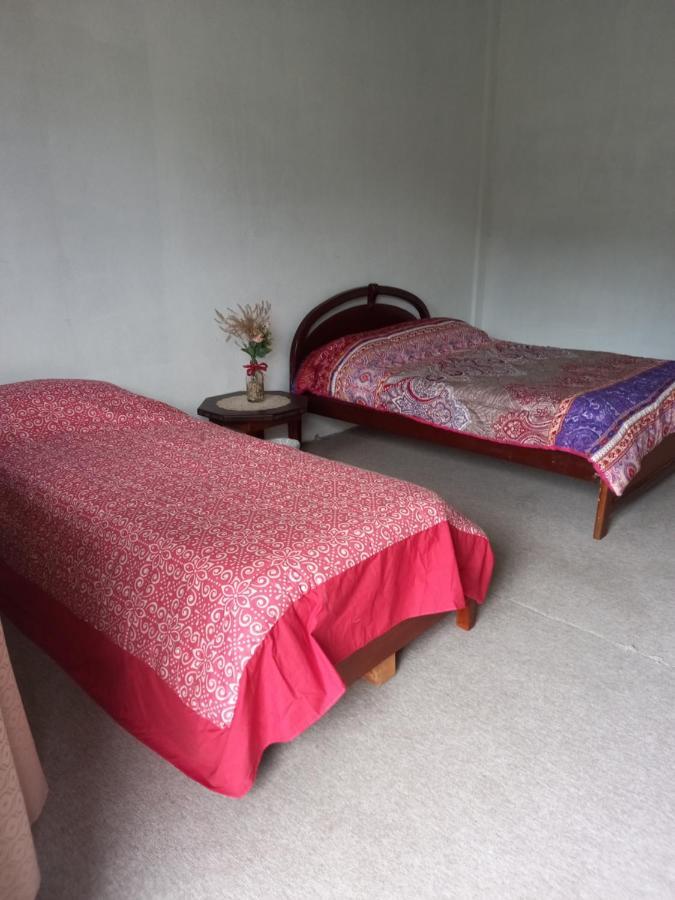 Montano Camping & Hostel บาญอส ภายนอก รูปภาพ