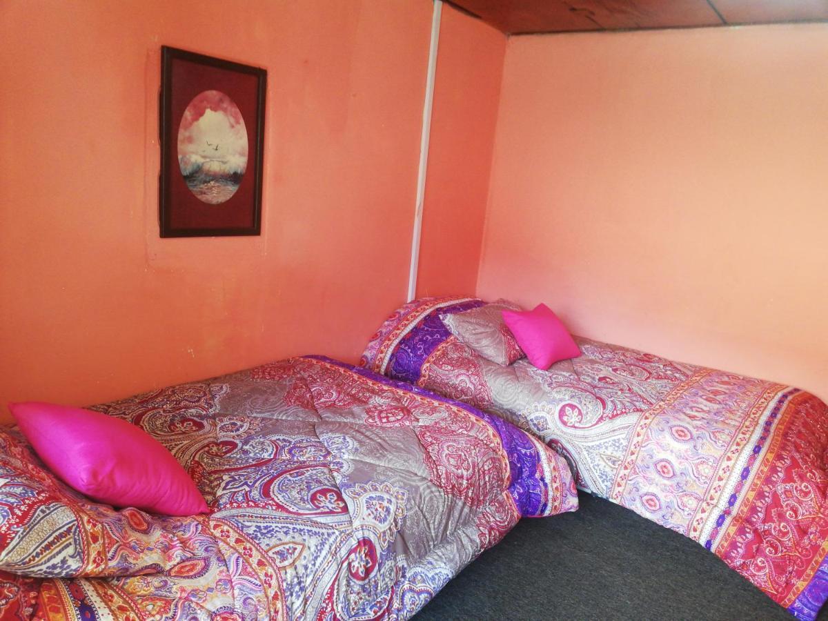 Montano Camping & Hostel บาญอส ภายนอก รูปภาพ
