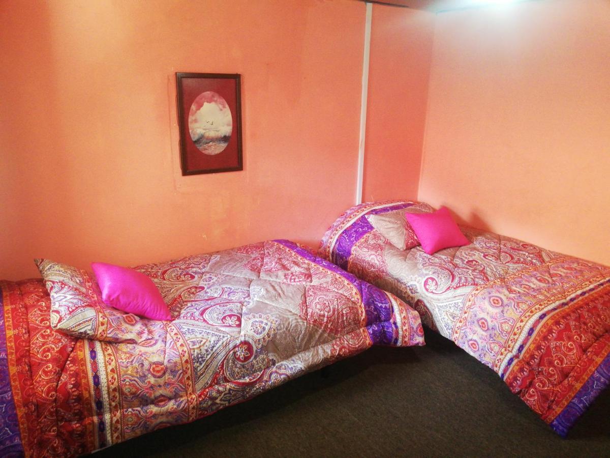 Montano Camping & Hostel บาญอส ภายนอก รูปภาพ