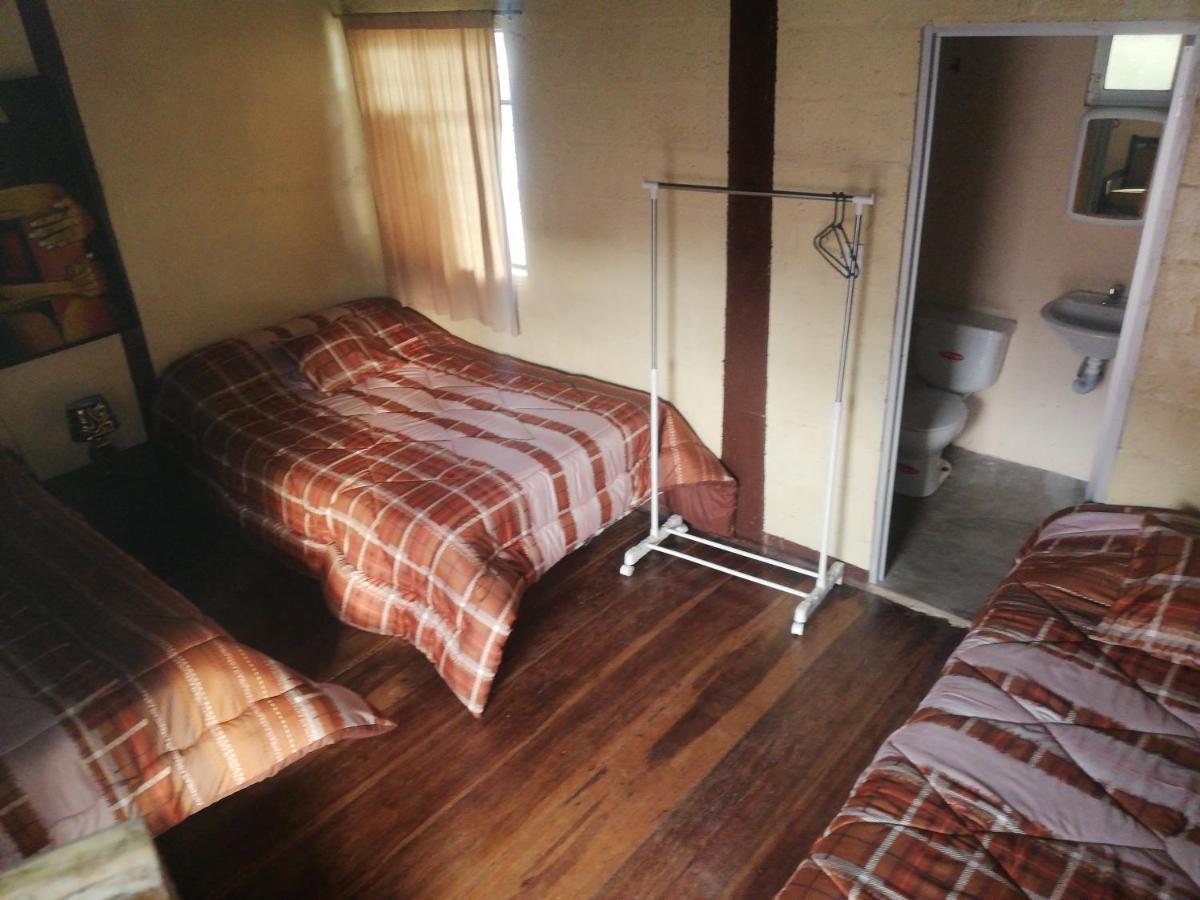 Montano Camping & Hostel บาญอส ภายนอก รูปภาพ
